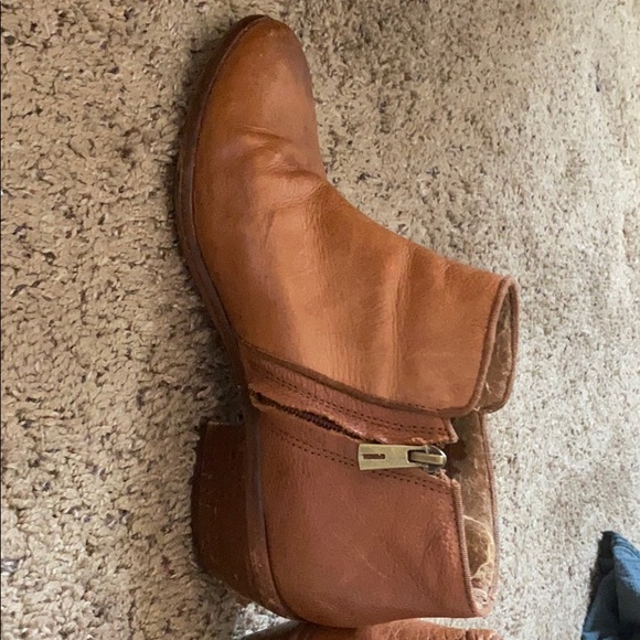 Sam Edelman booties - Picture 2 of 4